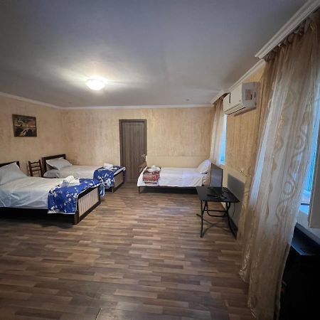 Cozy Apartment In The Centre Of Kutaiszi Kültér fotó